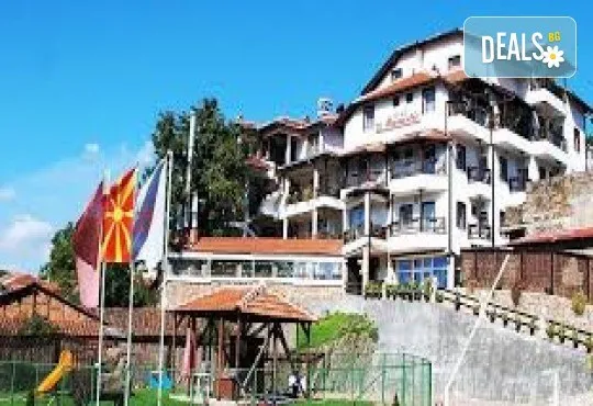 Уикенд и шопинг в Берово с 1 нощувка, закуска, вечеря с жива музика и напитки