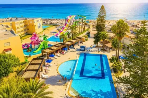 Промо оферта на първа линия в Сус, Тунис: Полет от София + 7 нощувки на база All inclusive в хотел LE SOLEIL ABOU SOFIANE 4*